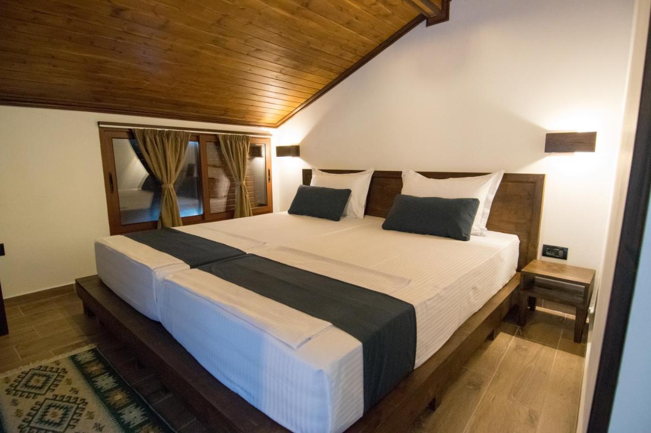 Kale Guesthouse Gjirokastër Dış mekan fotoğraf
